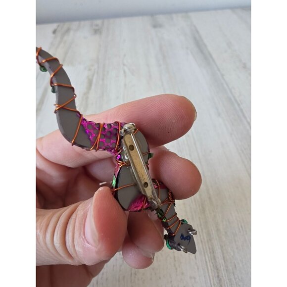 Mary? Snake pendant brooch unique beaded glitter colorful rainbow jewelry - Picture 6 of 8